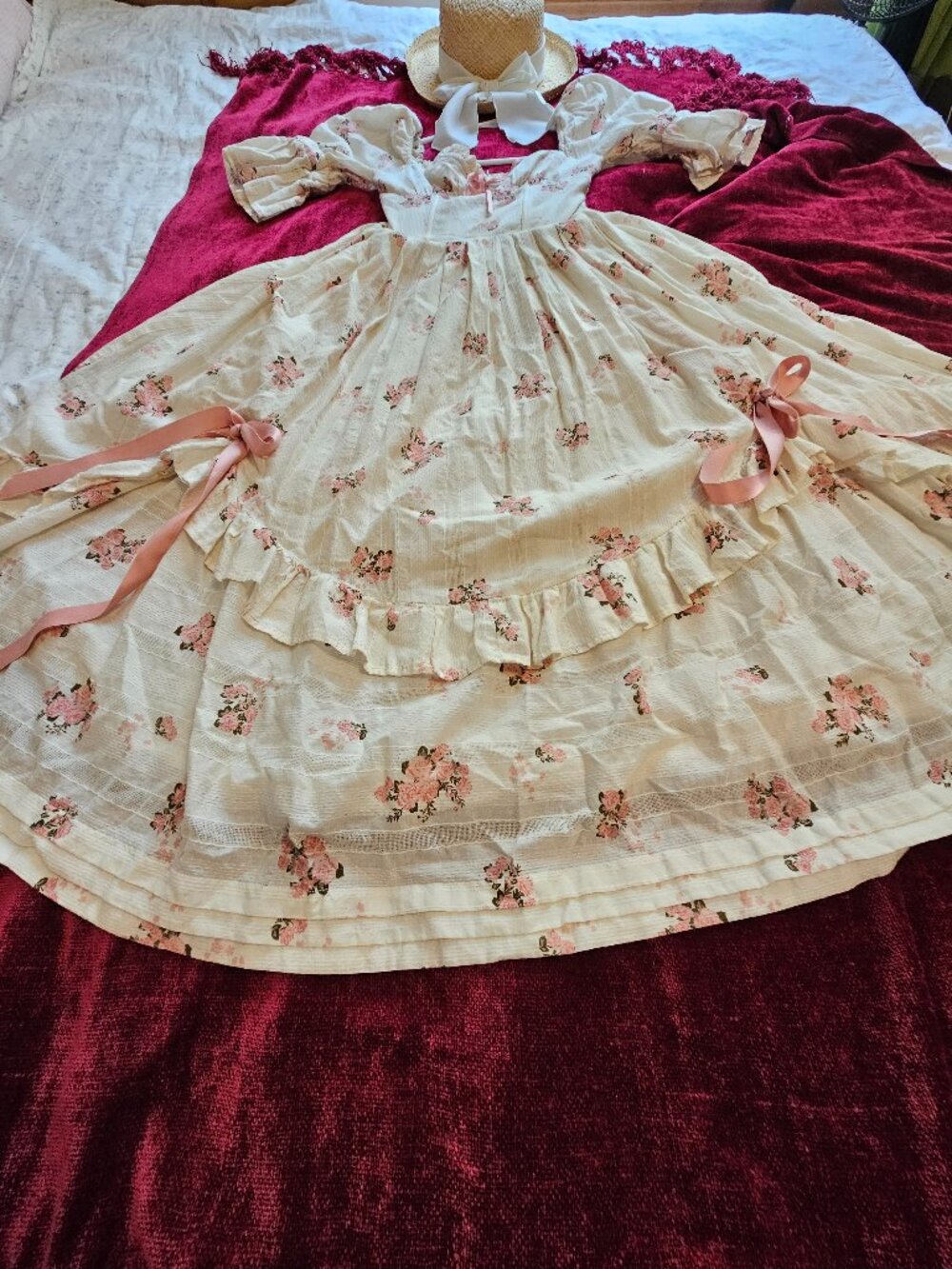 LACEMADE ROSES SMILE II VICTORIAN CORSET DRESS SIZE SMALL strong boning